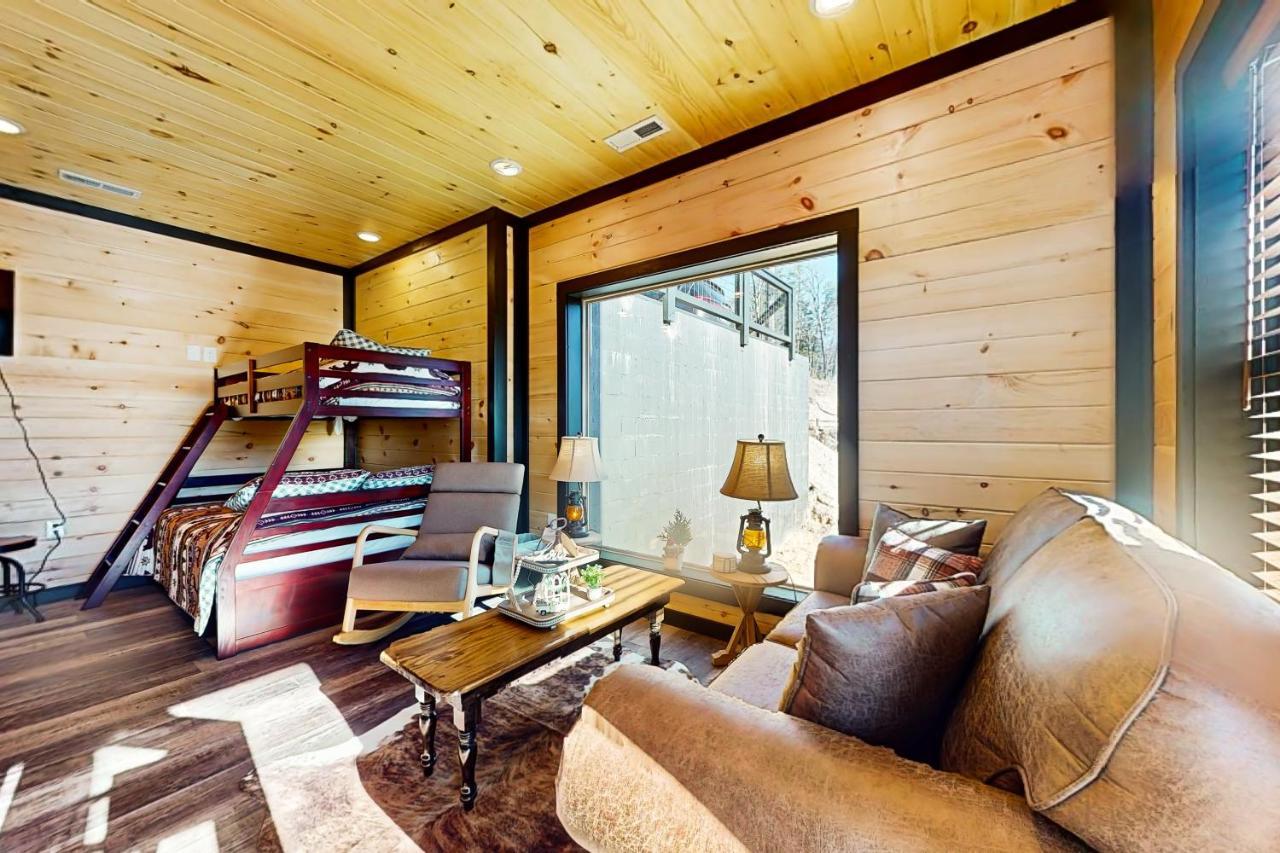 Fiesta Hills Hideaway Villa Sevierville Exteriör bild
