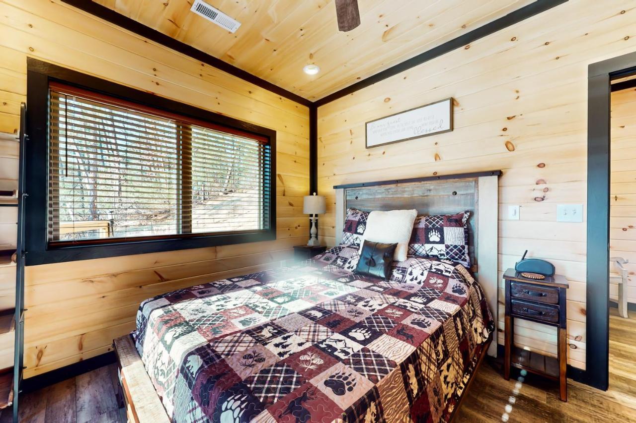 Fiesta Hills Hideaway Villa Sevierville Exteriör bild